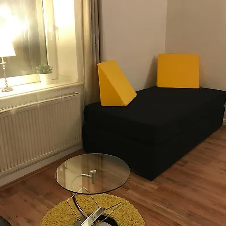 City Center Apartment *
