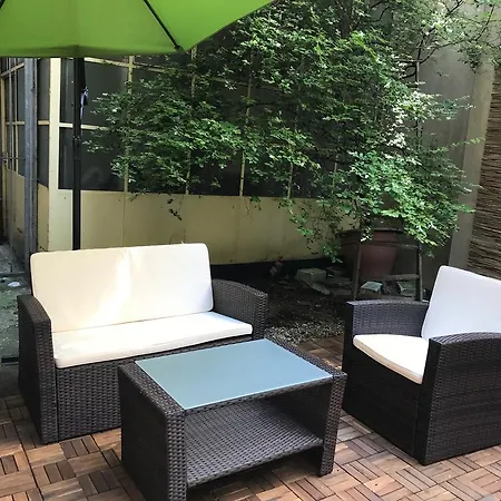 City Center Apartment *